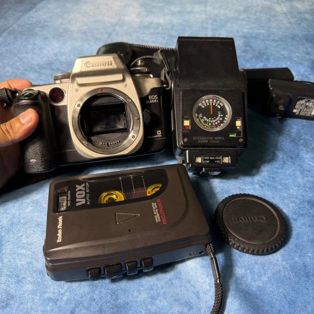 Vintage Canon EOS Elan IIE 35mm Camera Radio Shack VOX Recorder Flash Bundle